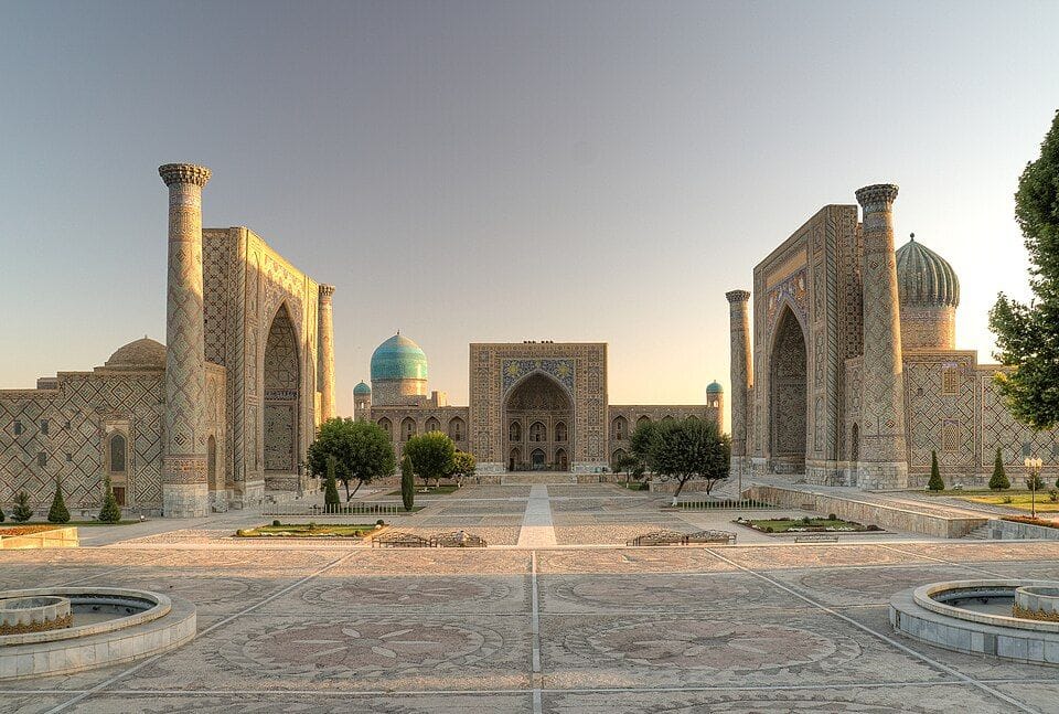 15D13N CENTRAL ASIA 4 COUNTRIES GRAND TOUR - KAZAKHSTAN • UZBEKISTAN • TAJIKISTAN • KYRGYZSTAN